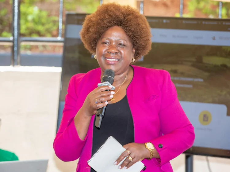 Lands CS Alice Wahome